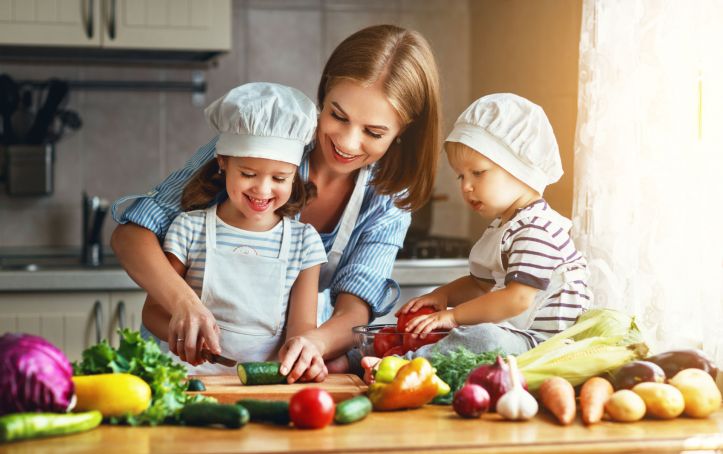 Prawidłowe żywienie dzieci w wieku przedszkolnym. Wskazówki (nie tylko) dla rodziców