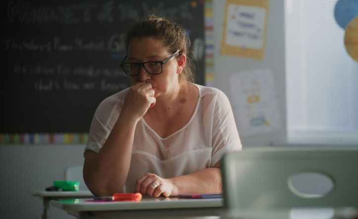 Zmęczeni nauczyciele. Psychologiczny obraz wypalenia zawodowego i dylematów powrotu do pracy w szkole
