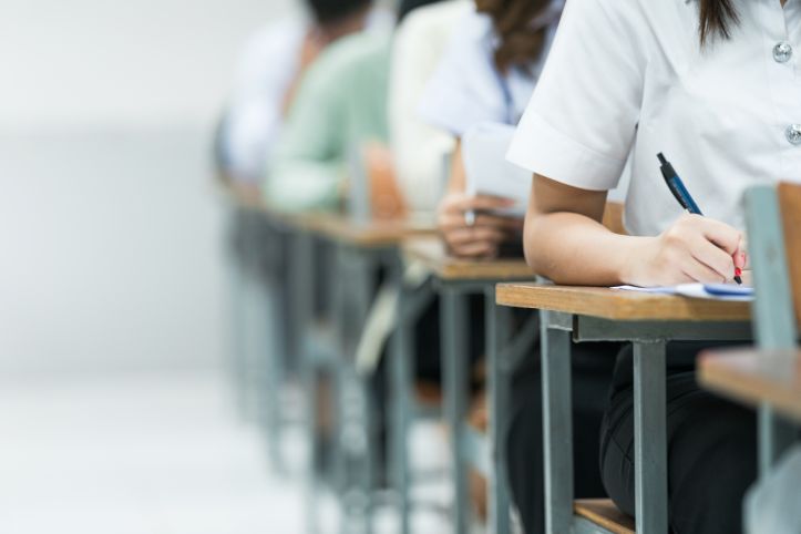 Komunikat MEN w sprawie próbnych egzaminów w roku szkolnym 2025/2026