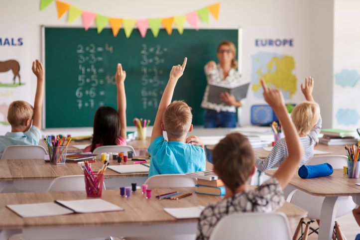 Pedagodzy wracają na uczelnie. Zobacz, dlaczego studia po 50-tce to dobry wybór