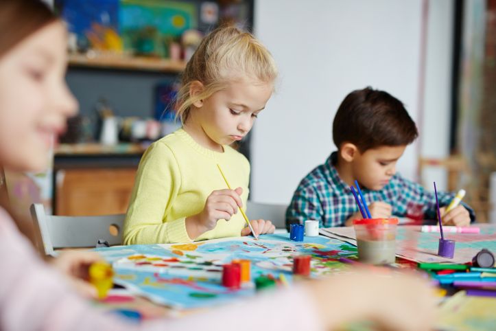   Obserwacja dziecka podczas zajęć w przedszkolu przez specjalistę z poradni – czy potrzebne są zgody rodziców?