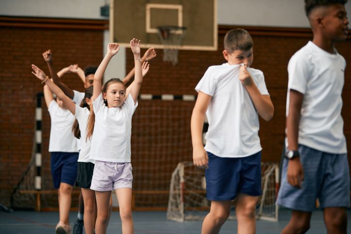 Na WF obowiązkowe testy sprawnościowe dla uczniów i ewidencja „Sportowe Talenty” – analiza nowych przepisów