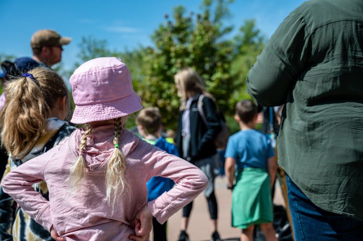 Uczeń z orzeczeniem a szkolny wyjazd za granicę – czy można odmówić udziału w wycieczce zagranicznej?