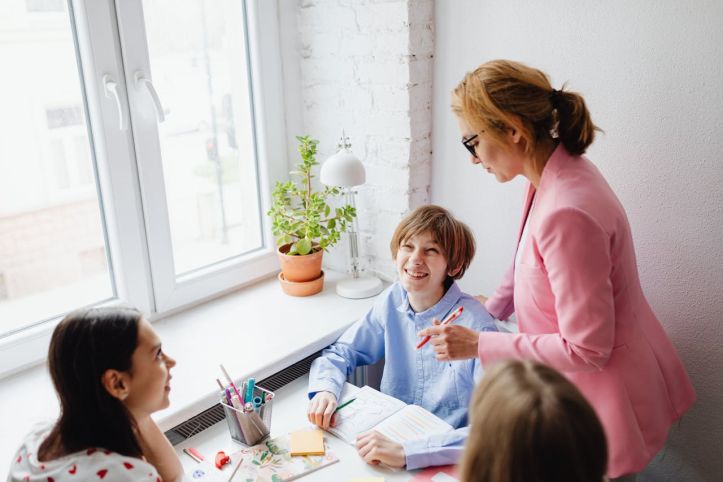 W co wyposażyć gabinet szkolnego pedagoga? To może się przydać