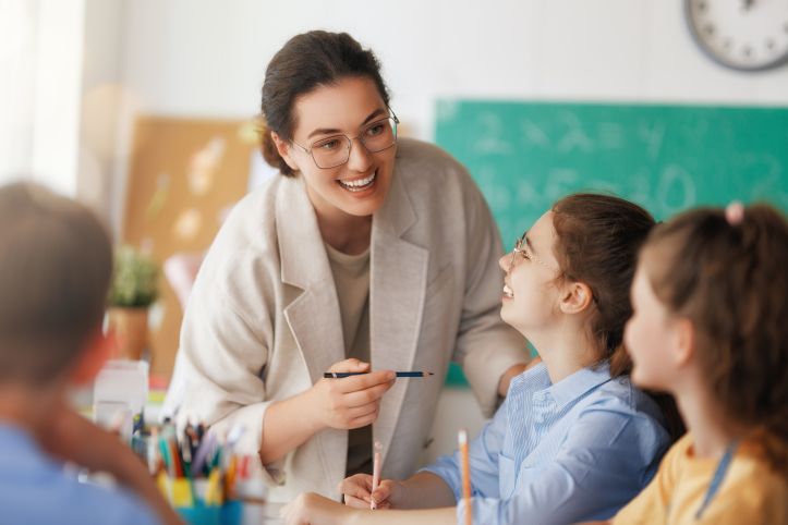 Podstawowe zasady organizacji i udzielania pomocy psychologiczno-pedagogicznej w szkole. Wskazówki dla nauczycieli