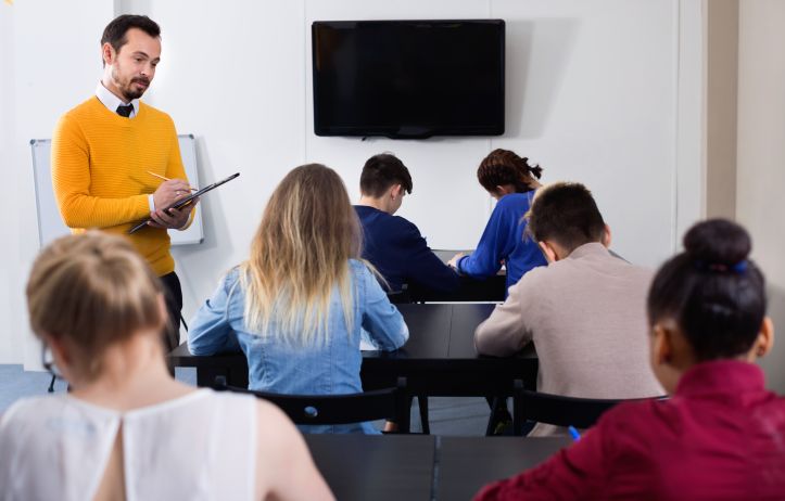   Kontrola w zakresie zwiększenia dostępności i jakości wsparcia udzielanego przez nauczycieli specjalistów w szkole niepublicznej – jak się przygotować?