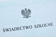   Błędne świadectwo nie wstrzymuje rekrutacji – pilny komunikat MEN
