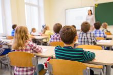   Uczeń samowolnie wychodzi z lekcji – jak powinien zareagować nauczyciel?