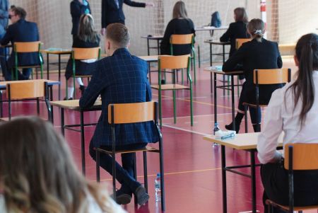 Zwolnienie ucznia z obowiązku przystąpienia do egzaminu ósmoklasisty – nowe przepisy