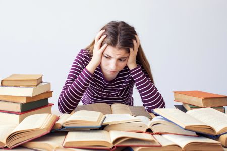Lęk i stres egzaminacyjny - czym jest i jak sobie z nim radzić?
