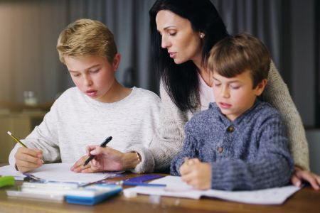 Funkcjonowanie ucznia z niepełnosprawnością intelektualną w stopniu umiarkowanym na poszczególnych etapach edukacji