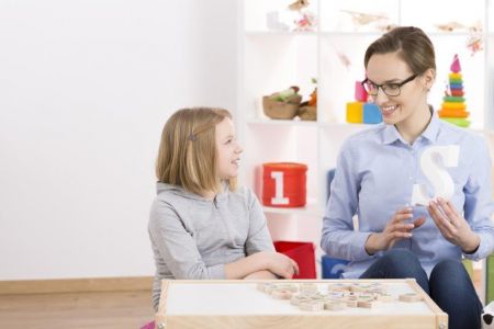 Metody i ćwiczenia relaksacyjne w terapii dzieci jąkających się