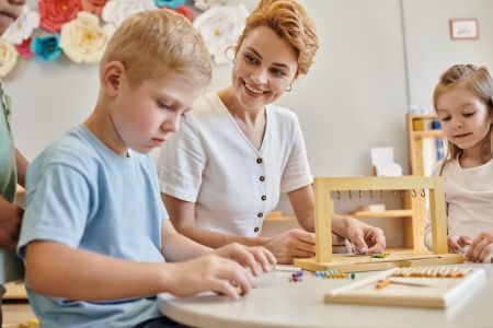 WSKZ – zyskaj kompetencje do pracy jako oligofrenopedagog. Co warto wiedzieć o tej dziedzinie pedagogiki?
