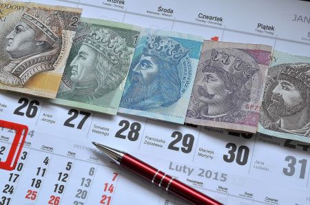 „Trzynastka” po strajku – kto nie otrzyma dodatkowego wynagrodzenia rocznego 